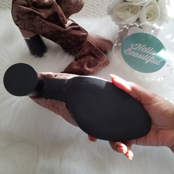 🌺 Public Desire - Brown crush velvet sock boot - Picture 3 of 4